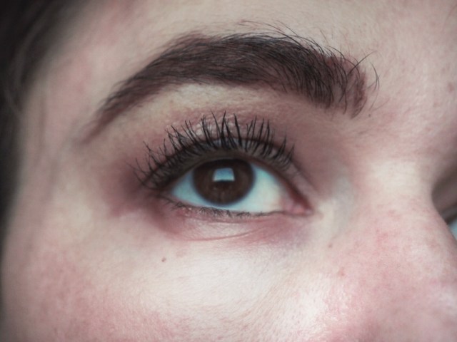 Benefit Bad Gal Bang Mascara Review- After One Gentle Coat close up of eye